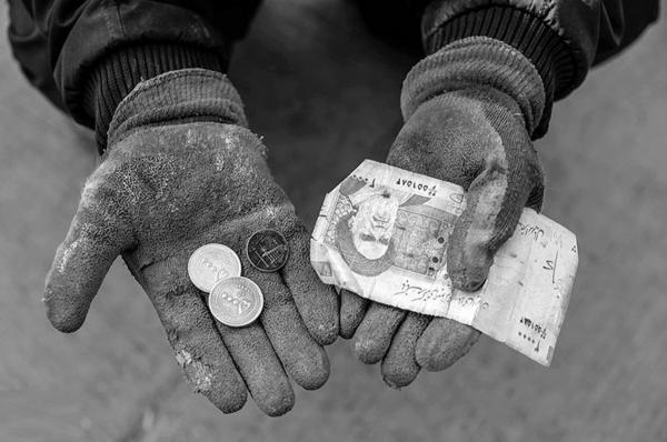 فقر,سقوط کالری مصرفی ایرانیان و گسترش فقر غذایی