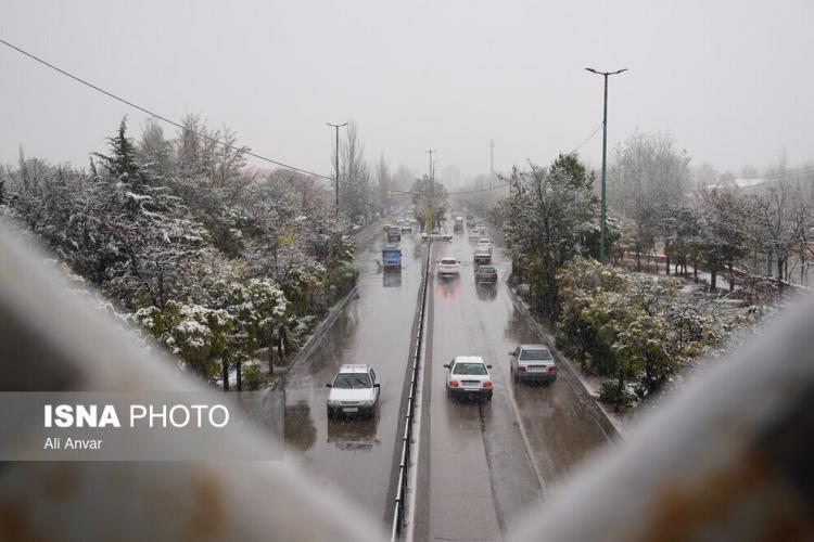 تصاویر بارش اولین برف پاییزی در برخی از شهرهای ایران,عکس های بارش برف در آبان 1403,تصاویر بارش برف پاییزی در ایران