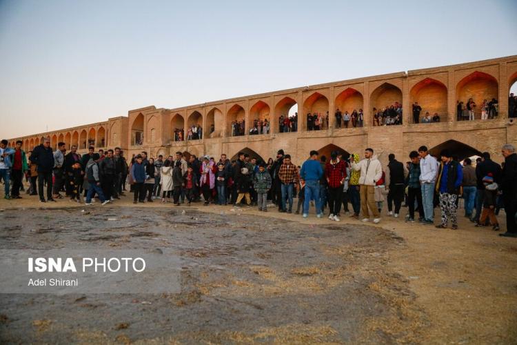 تصاویر بازگشایی موقت زاینده رود در اصفهان,عکس های بازگشایی موقت زاینده رود در اصفهان در آذر 1403,تصاویر زاینده رود اصفهان