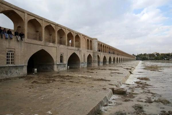 زاینده رود,نشست بستر زاینده رود