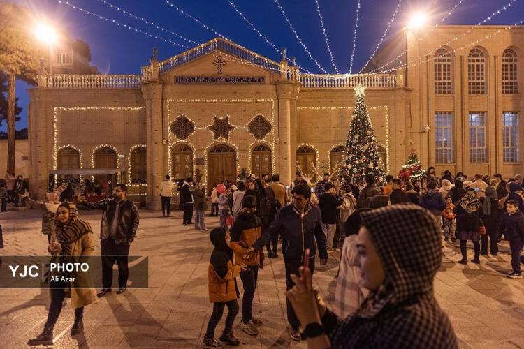 تصاویر حال و هوای کلیسای وانک در آستانه سال نو میلادی 2025,عکس های کلیسای وانک اصفهان,تصاویری از کلیسای وانک در کریسمس