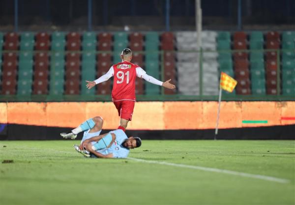 دیدار پرسپولیس و گل گهر,برد پرسپولیس مقابل گل‌گهر در شب گلزنی سردار دورسون