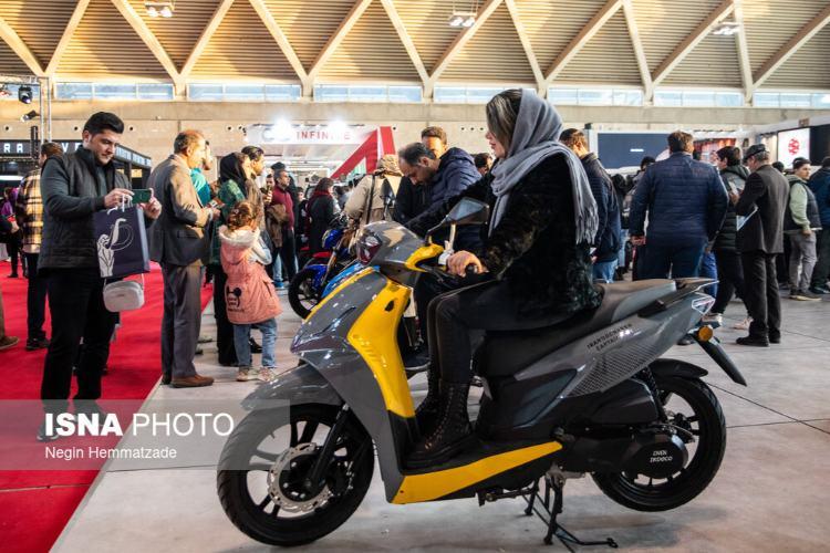 تصاویر ششمین نمایشگاه بین المللی خودرو تهران,عکس های ششمین نمایشگاه بین المللی خودرو تهران,تصاویر ششمین نمایشگاه بین المللی خودرو تهران در بهمن 1403