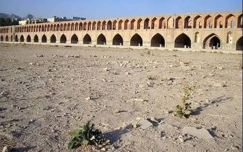 زاینده رود,بحران آب در اصفهان