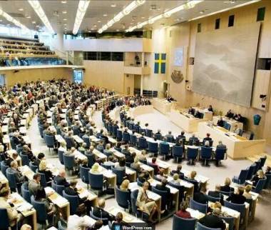 مجلس شورای اسلامی,انتقاد روزنامه جمهوی اسلامی از مجلس