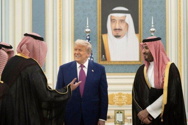 ترامپ و بن سلمان ترامپ و بن سلمان,دونالد ترامپ در کشور عربستان