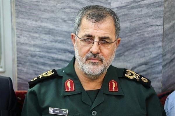 سرلشکر محمد پاکپور و سرلشکر موسوی سرلشکر محمد پاکپور و سرلشکر موسوی,فرمانده کل سپاه و رئیس ستاد کل نیروهای مسلح
