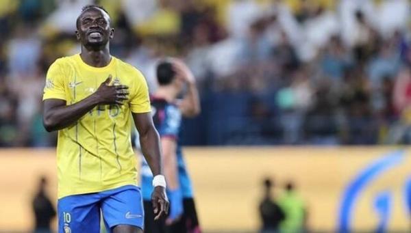 سادیو مانه,تمدید سادیو مانه با النصر