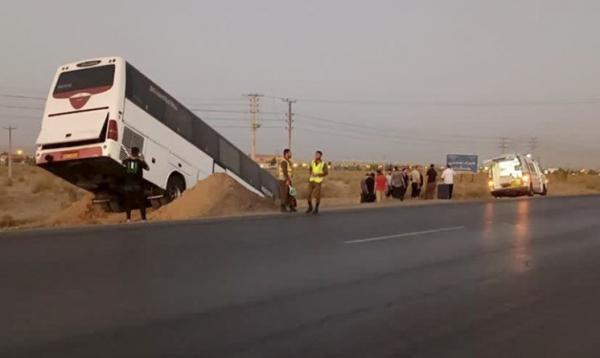 حوادث بندرعباس حوادث بندرعباس,حادثه انحراف اتوبوس بندرعباس - میبد