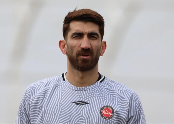 بیرانوند,حمله حقوقی تراکتور به پرسپولیس در فیفا