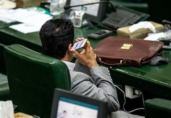 ممنوع الگوشی بودن نمایندگان مجلس,ممنوعیت دسترسی نمایندگان مجلس به گوشی