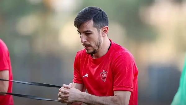فرشاد احمدزاده فرشاد احمدزاده,جدایی احمدزاده از پرسپولیس