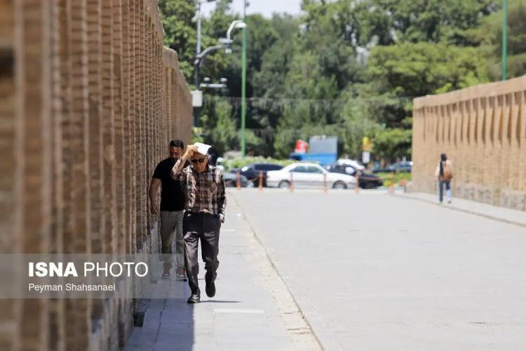 ,تصاویر هوای داغ تهران تابستان 1404,عکس‌ها از گرمای شدید تهران,تصاویر هوای تابستان در اصفهان