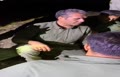 فیلم | لحظه دردناک پیداکردن پیکر شهید محیط زیست