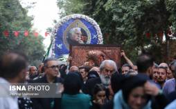تصاویر تشییع پیکر استاد محمود فرشچیان,عکس های تشییع پیکر استاد محمود فرشچیان در اصفهان,تصاویری از مراسم خاکسپاری محمود فرشچیان