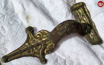 سنجاق سینه,کشف سنجاق سینه ۱۵۰۰ ساله با روکش طلا در فنلاند