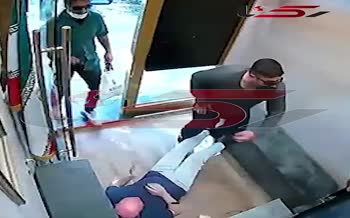 فیلم | سرقت مسلحانه از مغازه سکه و طلا فروشی در خیابان ولیعصر تهران