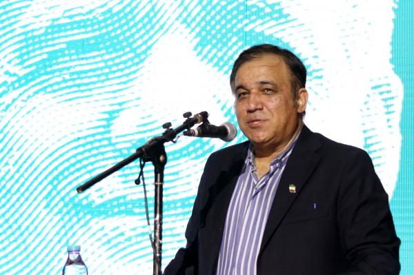 علی تاجرنیا, سرپرست استقلال