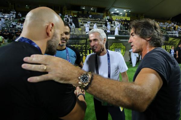 ساپینتو,دیدار استقلال و الوصل
