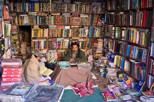 طالبان طالبان,ممنوعیت آموزش کتابهای نویسندگان و ناشران ایرانی در افغانستان
