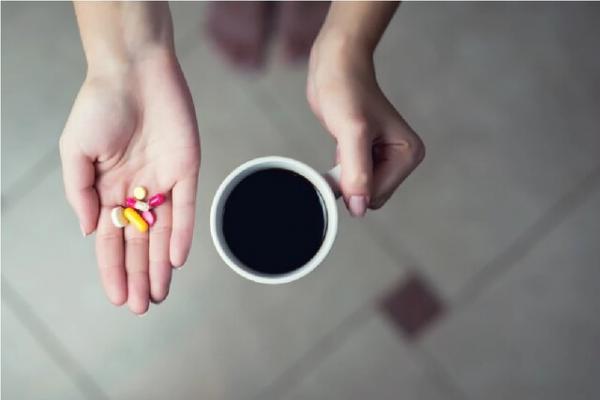 قهوه قهوه,تاثیر عجیب قهوه روی آنتیبیوتیکها