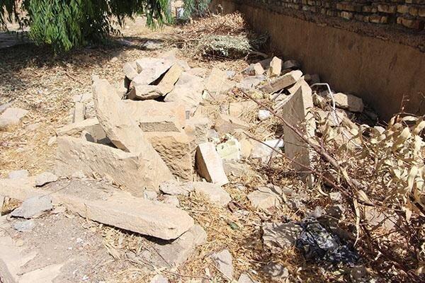 آثار باستانی شیراز آثار باستانی شیراز,تعرض به آرامستان هزار سالۀ شیراز