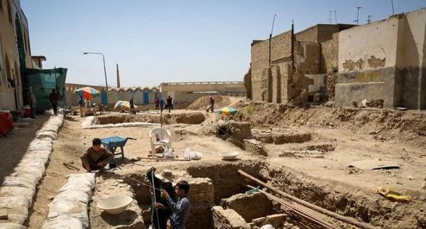 کاخ سلجوقی کمرزرین کاخ سلجوقی کمرزرین,رد ادعای کاخ سلجوقی کمرزرین