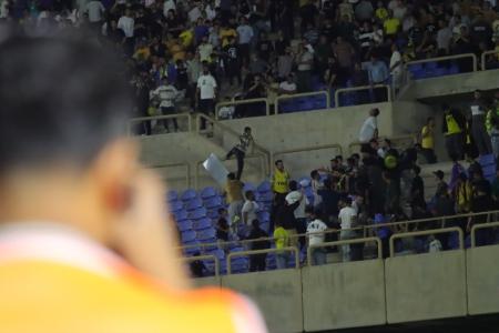 بشقاب پرنده در ورزشگاه پارس شیراز,