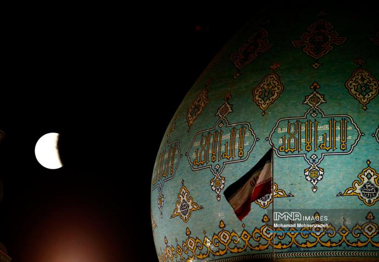 تصاویر ماه گرفتگی قرن در ایران تصاویر ماه گرفتگی قرن در ایران,عکس های ماه گرفتگی ایران در شهریور 1404,تصاویری از ماه گرفتگی قرن در اصفهان