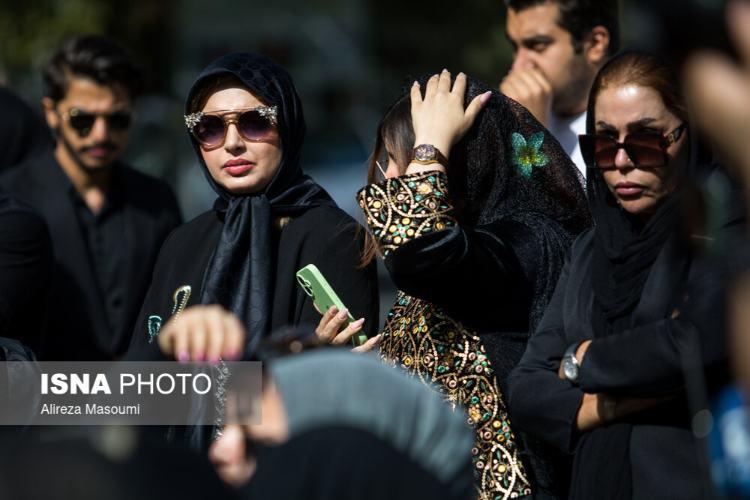 تصاویر مراسم تشییع پیکر امید جهان,عکس های مراسم تشییع پیکر امید جهان,عکس بازیگران در مراسم تشییع پیکر امید جهان