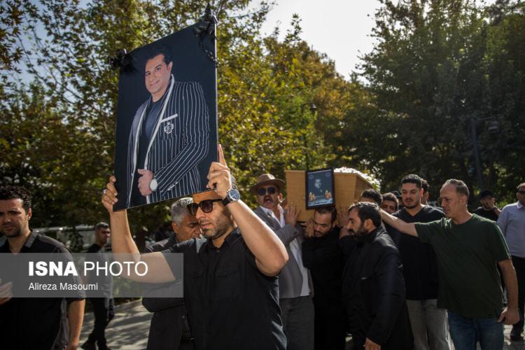 تصاویر مراسم تشییع پیکر امید جهان,عکس های مراسم تشییع پیکر امید جهان,عکس بازیگران در مراسم تشییع پیکر امید جهان