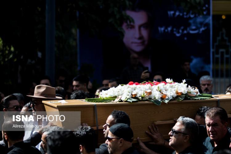 تصاویر مراسم تشییع پیکر امید جهان,عکس های مراسم تشییع پیکر امید جهان,عکس بازیگران در مراسم تشییع پیکر امید جهان
