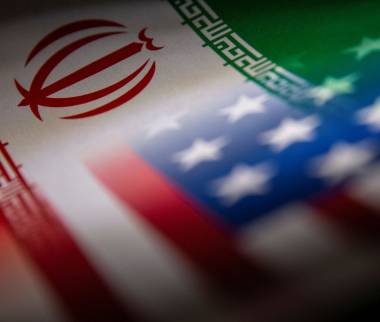 ایران و آمریکا,تحریم شبکه انتقال پول نفت ایران توسط آمریکا