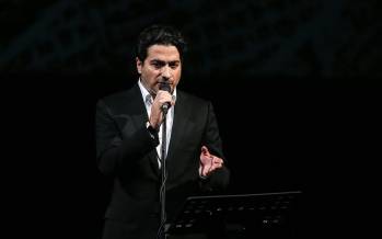 درآمدزایی ۴۰ میلیون دلاری همایون شجریان برای اماراتیها | دبی چگونه با هنر ایرانی برای اقتصاد خود سودآوری میکند؟ همایون شجریان,کنسرت همایون شجریان در دبی