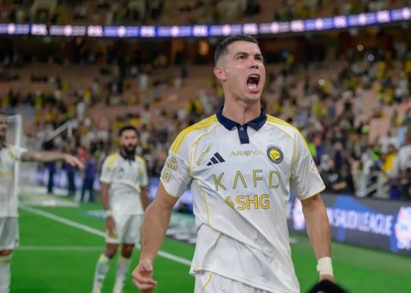 رونالدو,قرارداد جدید رونالدو با النصر