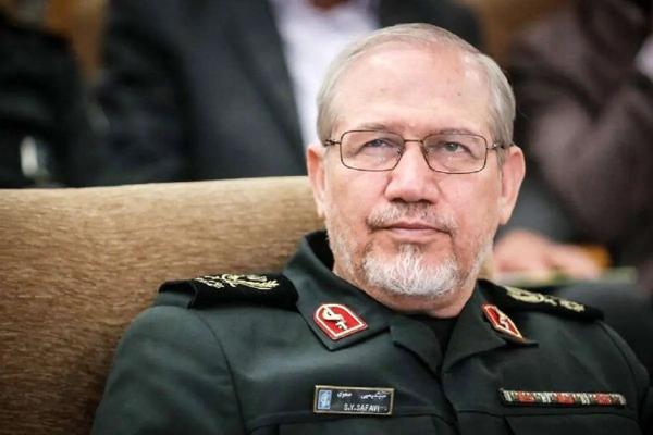 رحیم صفوی رحیم صفوی,طعنه روزنامه جمهوری اسلامی به رحیم صفوی