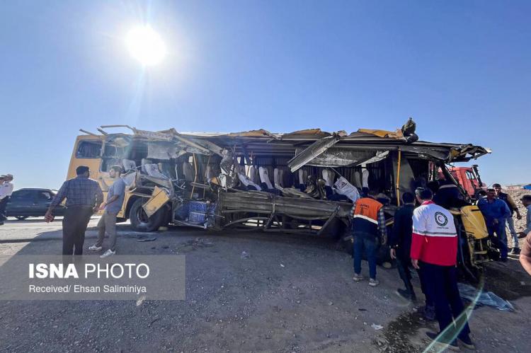 تصاویر حادثه مرگبار تصادف اتوبوس دانشجویان سمنانی,عکس های حادثه مرگبار تصادف اتوبوس دانشجویان سمنانی,تصاویری از تصادف اتوبوس دانشجویان در سمنان