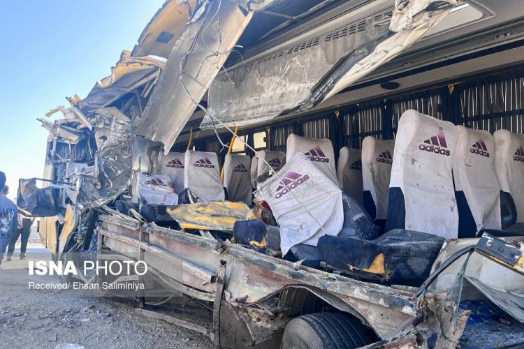 تصاویر حادثه مرگبار تصادف اتوبوس دانشجویان سمنانی,عکس های حادثه مرگبار تصادف اتوبوس دانشجویان سمنانی,تصاویری از تصادف اتوبوس دانشجویان در سمنان
