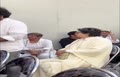 فیلم | واکنش جنجالی کتایون ریاحی با دیدن سعید پورصمیمی در مراسم ختم ناصر تقوایی