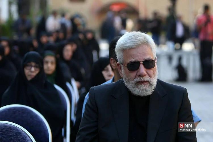 تصاویر تشییع پیکر محمد کاسبی تصاویر تشییع پیکر محمد کاسبی,عکس های تشییع جنازه محمد کاسبی,عکس زینب سلیمانی در مراسم تشییع پیکر محمد کاسبی