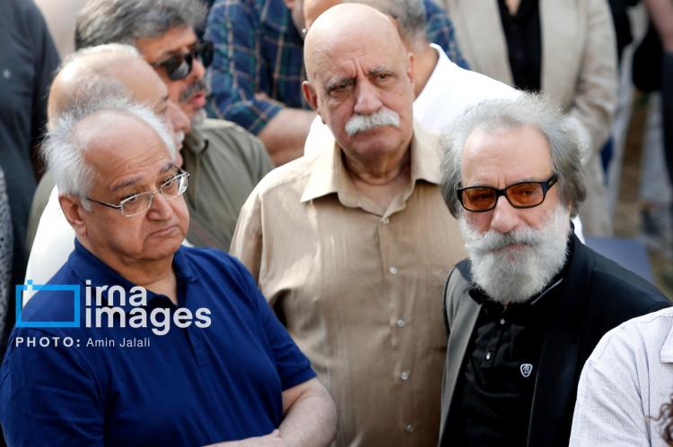 تصاویر ناصر تقوایی تصاویر ناصر تقوایی,عکس های تشییع پیکر ناصر تقوایی,تصاویری از تشییع جنازه ناصر تقوایی
