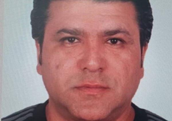 قاتل فراری قاتل فراری,درخواست پلیس از مردم برای شناسایی قاتل فراری