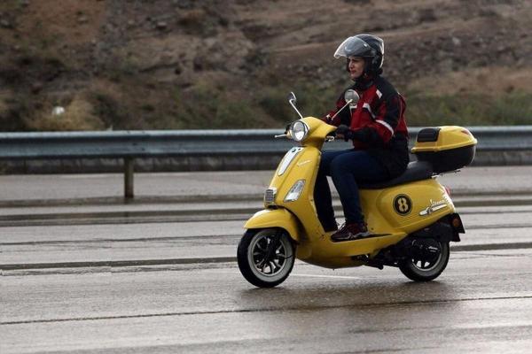 موتورسواری زنان در ایران,موتورسواری زنان در شهر