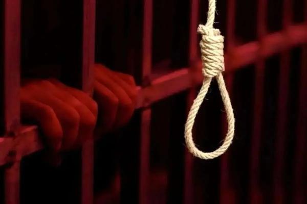 اعدام,اعدام 3 نفر در ارومیه به جرم قاچاق یک تن مواد مخدر