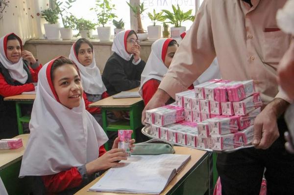 شیر مدرسه شیر مدرسه,توزیع شیر در مدارس