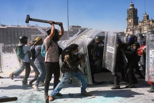 مکزیک مکزیک,اعتراضات در مکزیک