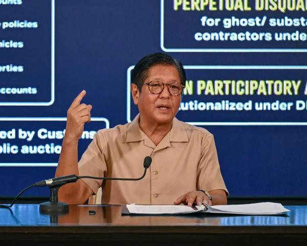 جنگ قدرت در فیلیپین,رئیس جمهور فیلیپین