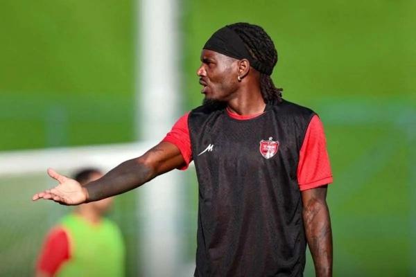 بیفوما َخط خوردن بیفوما از لیست پرسپولیس بیفوما َخط خوردن بیفوما از لیست پرسپولیس