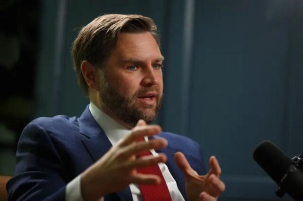 ونس ونس,معاون ترامپ