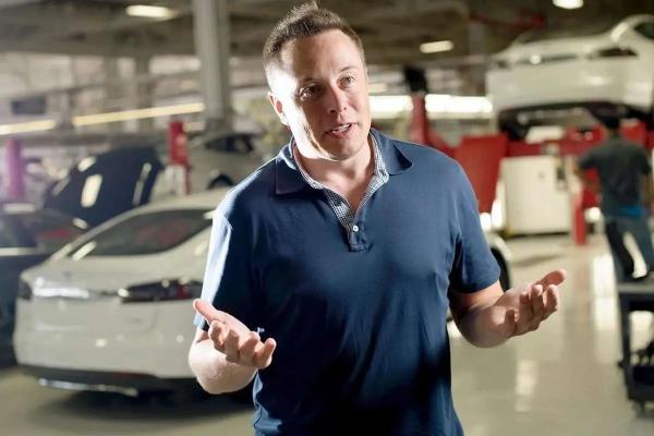 ایلان ماسک ایلان ماسک,صحبت های ایلان ماسک درباره وضعیت گوشی ها در آینده